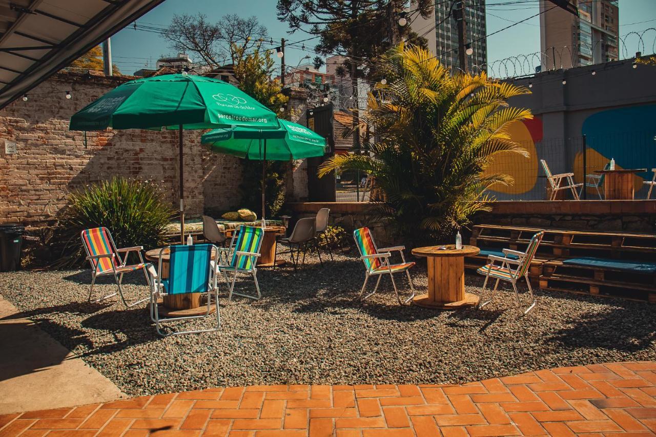 Social Hostel Cafe E Bar كوريتيبا المظهر الخارجي الصورة