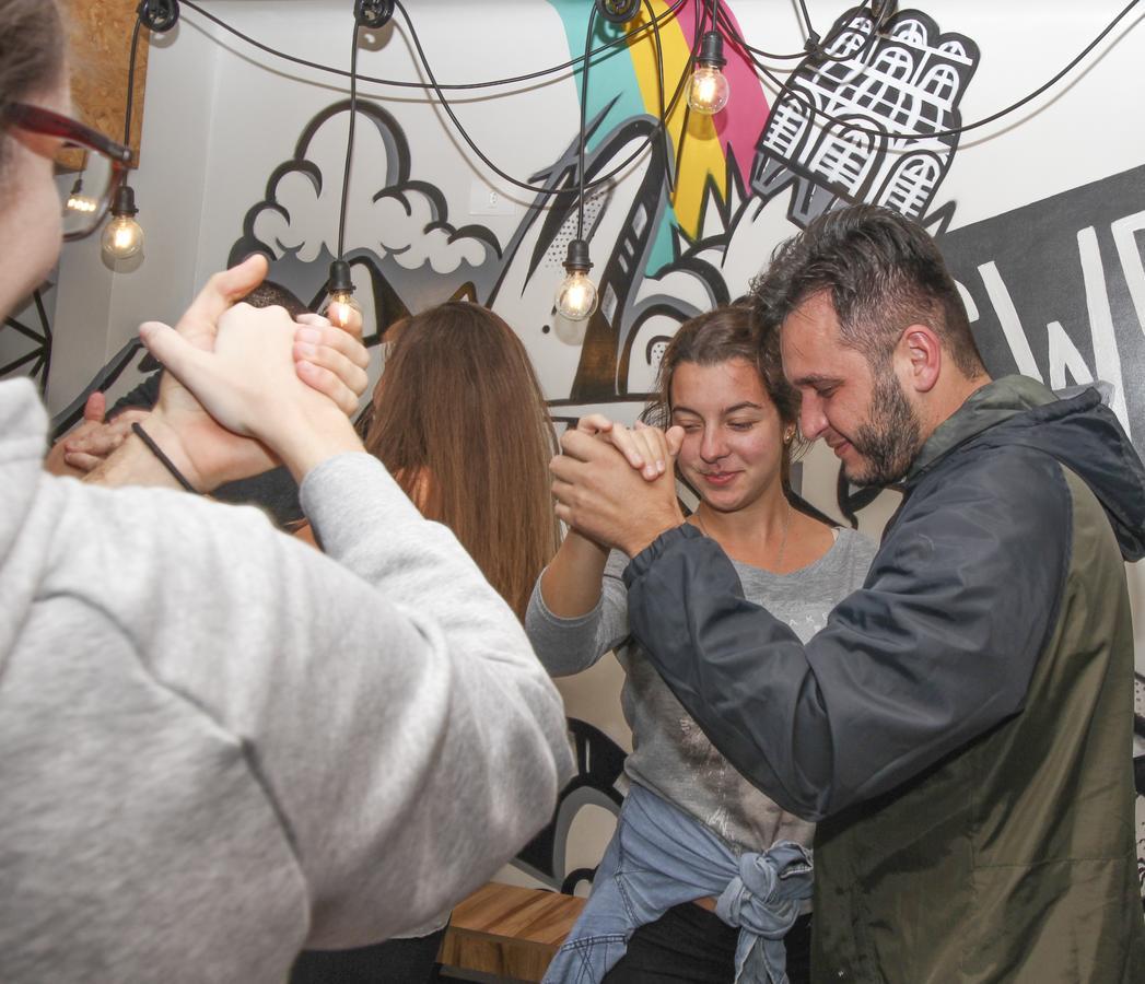 Social Hostel Cafe E Bar كوريتيبا المظهر الخارجي الصورة