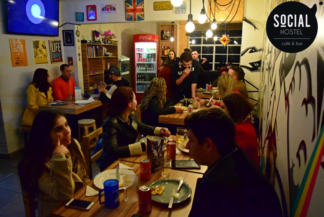 Social Hostel Cafe E Bar كوريتيبا المظهر الخارجي الصورة